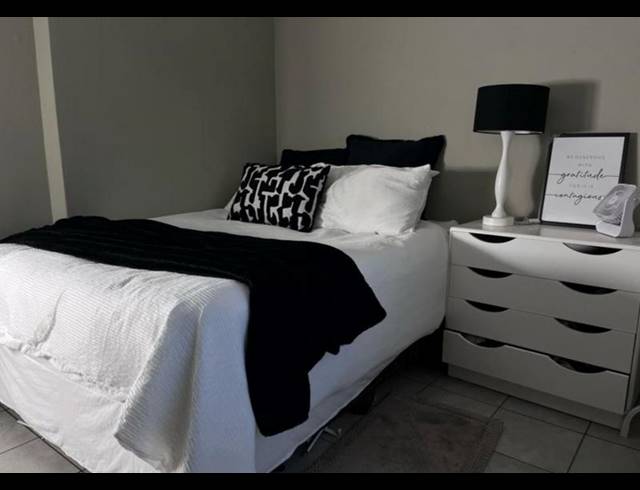 2 BEDROOM APARTMENT FOR SALE IN HEUWELOORD